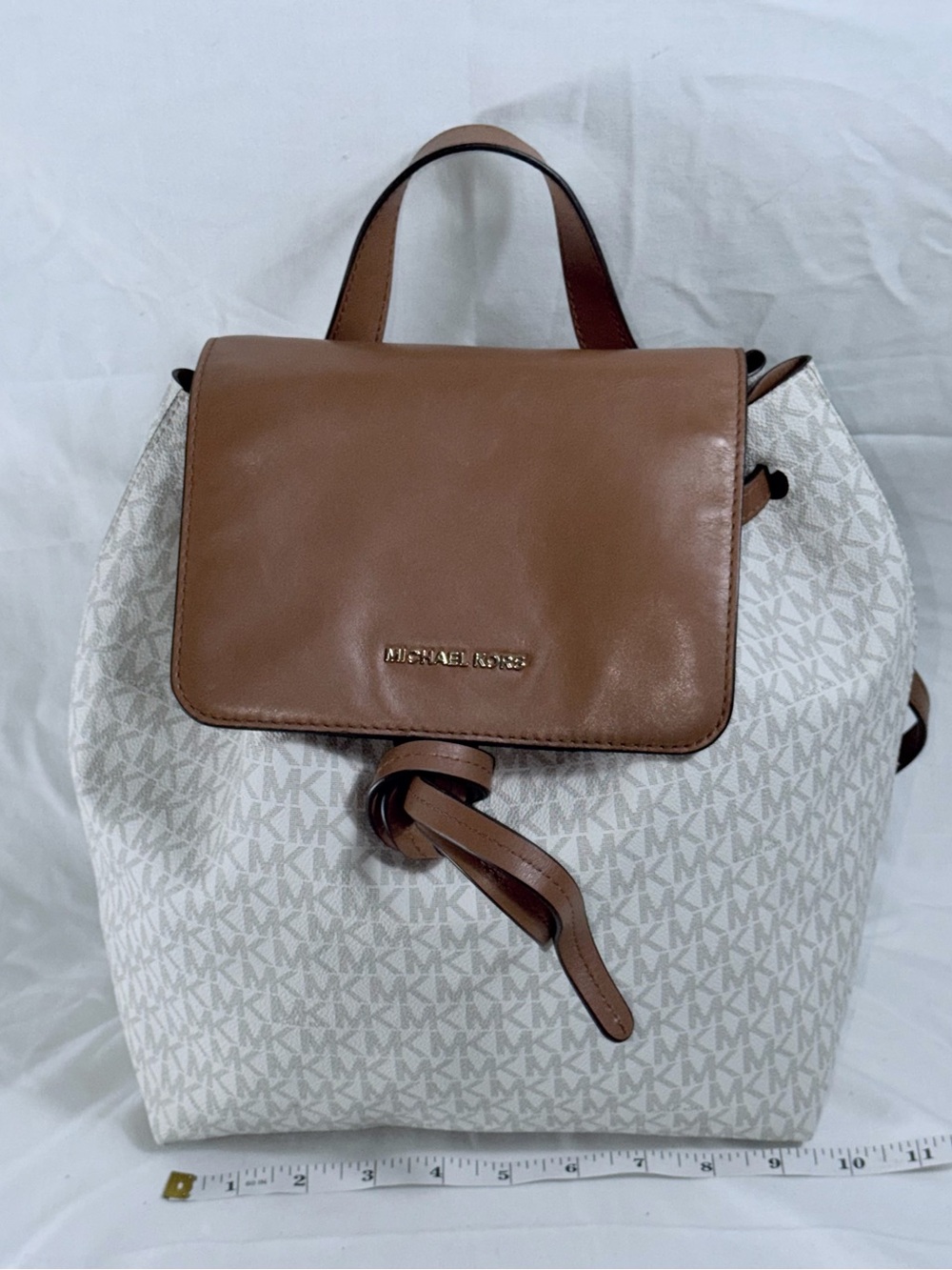 Michael Kors Junie Medium Monogram Backpack Cream Vanilla Brown Leather Flap Bag - Picture 6 of 12